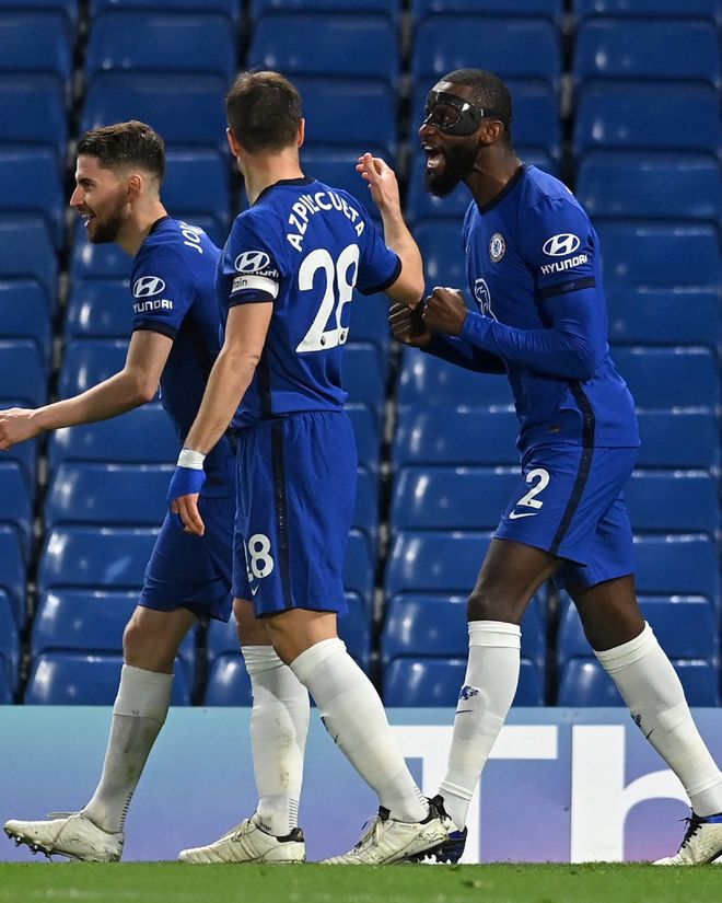 英超冷门多豪门问题多，曼联1比1西汉姆，B费错失良机被质疑