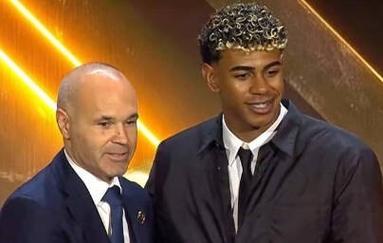 半场数据：皇马9射门4射正，塞尔塔上半场仅2脚射门