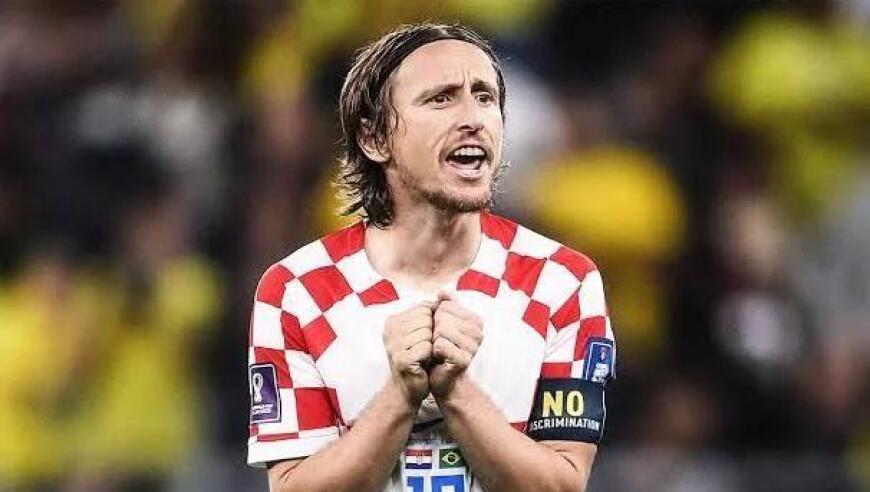 年度连斩55球！姆巴佩冲击C罗纪录，奋力创皇马历史新篇章