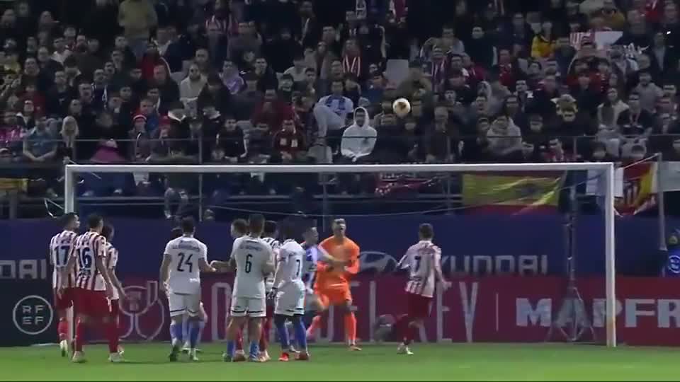 安东尼：我们的目标是进入欧联杯决赛，梦想再披巴西队战袍